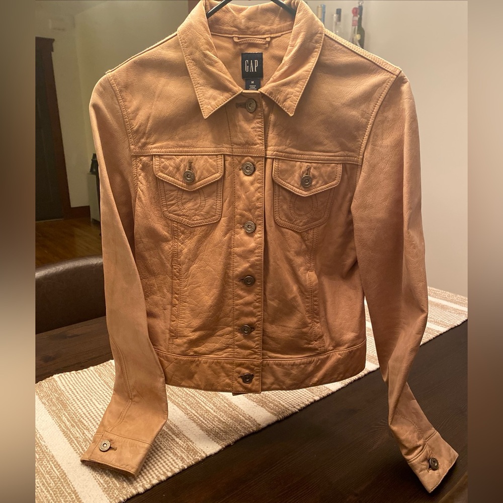 Gap Vintage y2k leather women’s jacket size medium